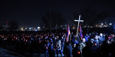 The candlelight procession, organized by 16 opposition parties, began from Garegin Nzhdeh Square in Yerevan and headed towards the Yeralbur military cemetery, where a large number of those killed in Artsakh are buried